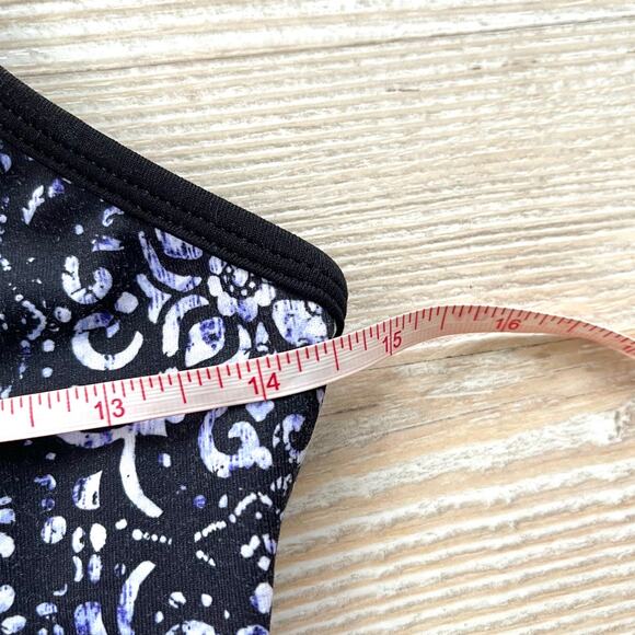 Gaiam Strappy Printed Yoga Sports Bra | Nova Black/Purple Small - Picture 4 of 5